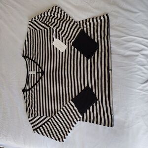 Stylus Women's Striped Long Sleeve V-Neck Top Size Medium  Black and Gray